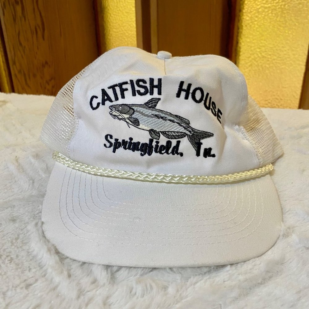 Vintage Catfish Trucker Hat Mesh Back White Catfish House Springfield IL Snapbac